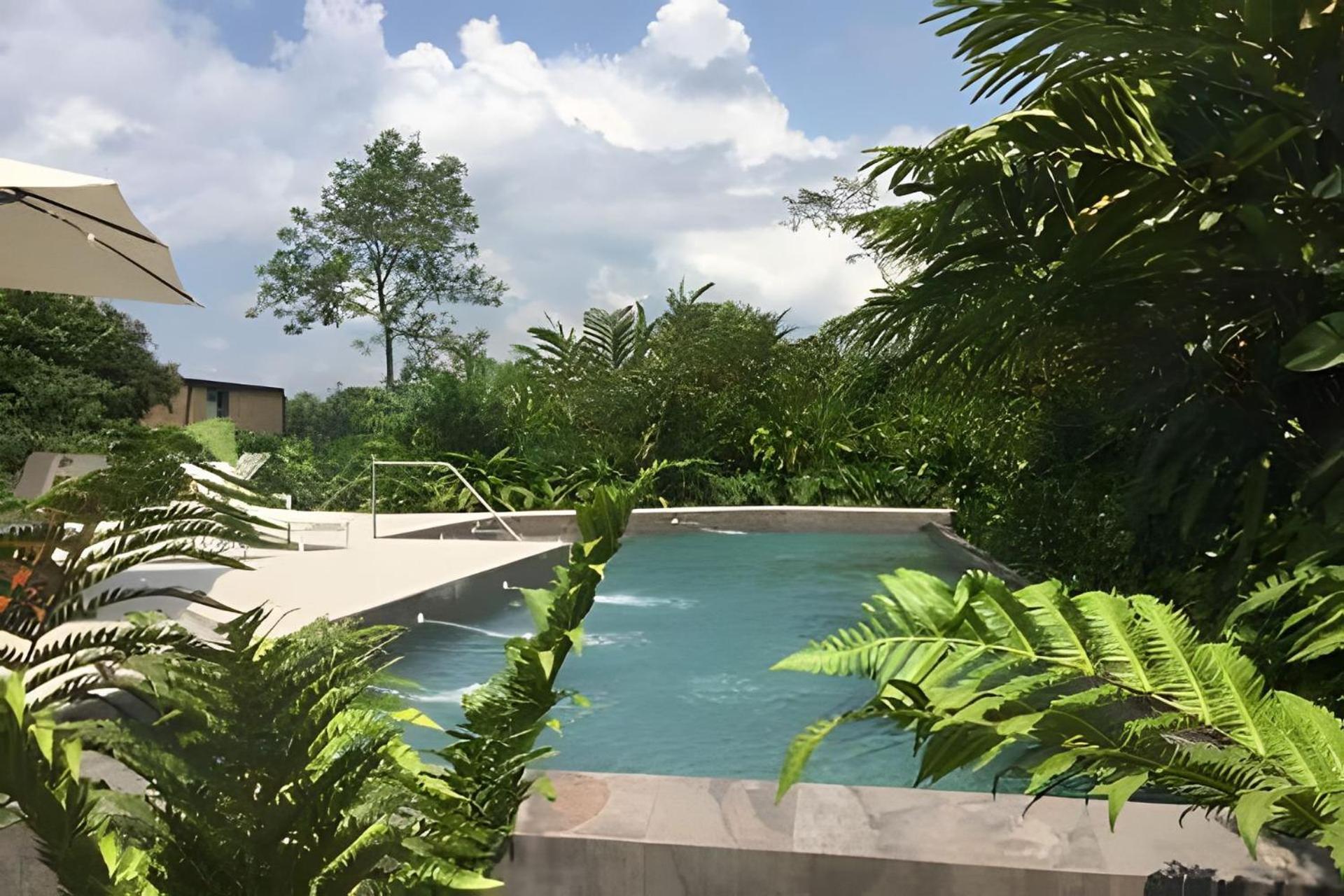 Awesome Private Design House Close Bogota *