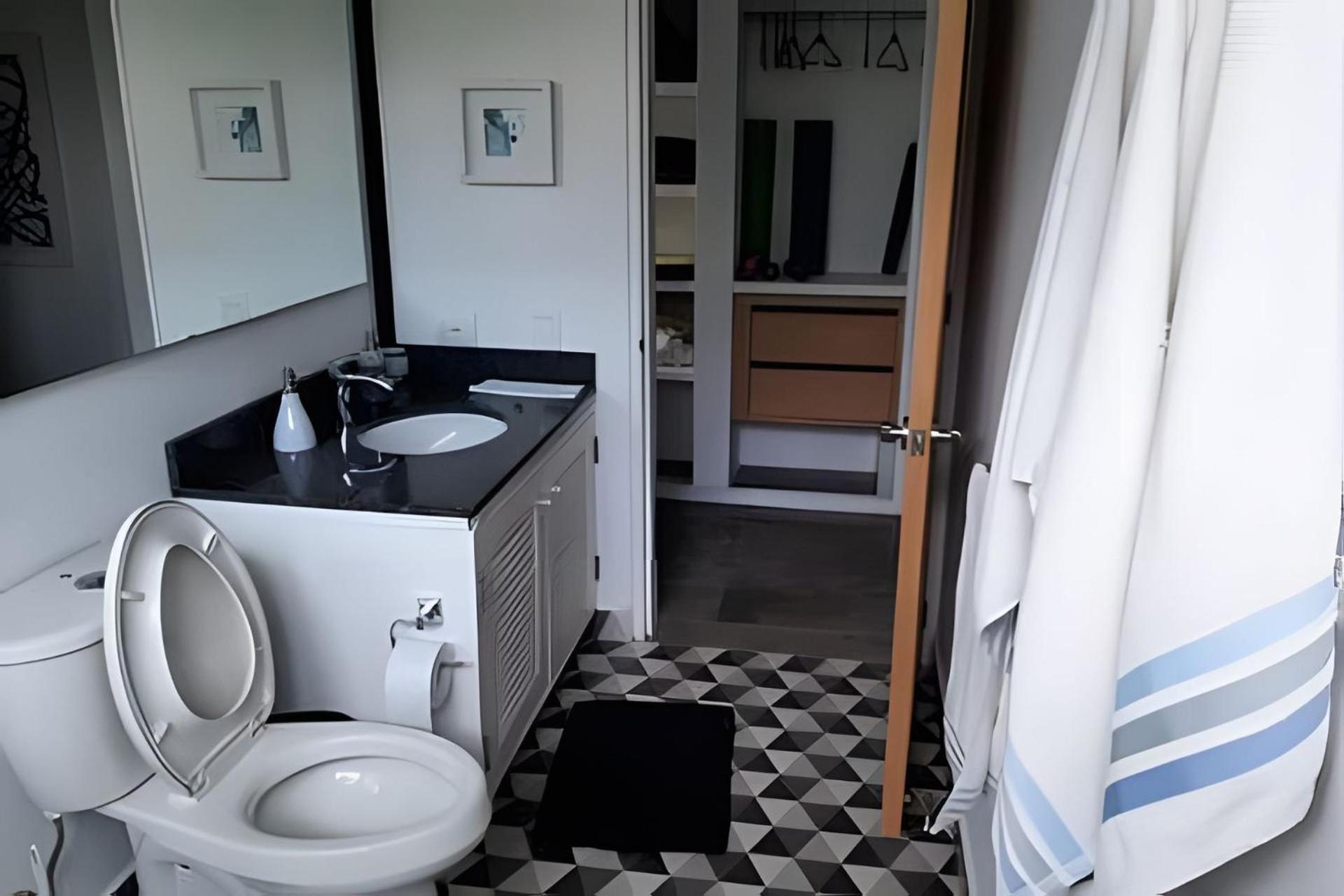 Awesome Private Design House Close Bogota Casa de Férias *